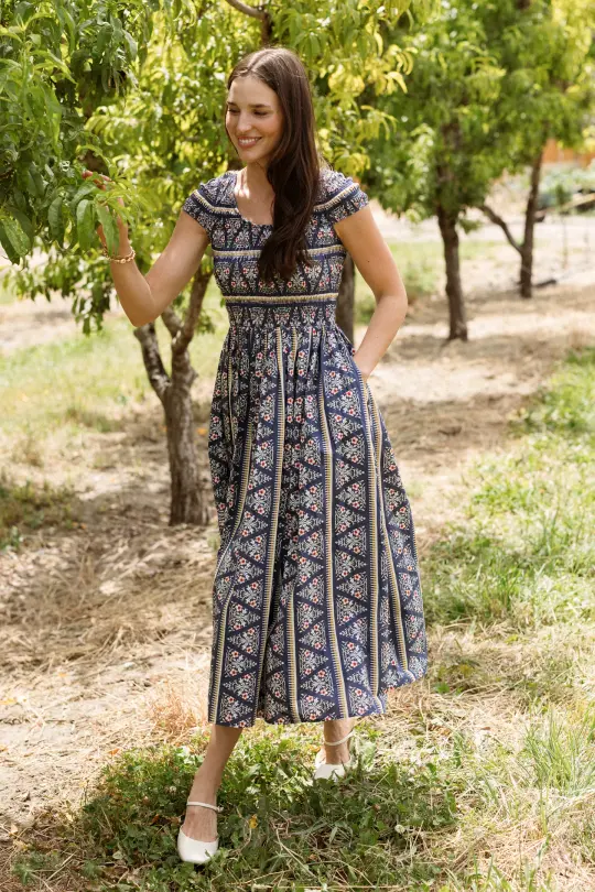Marlow Cap Sleeve Dress in Navy Fleur