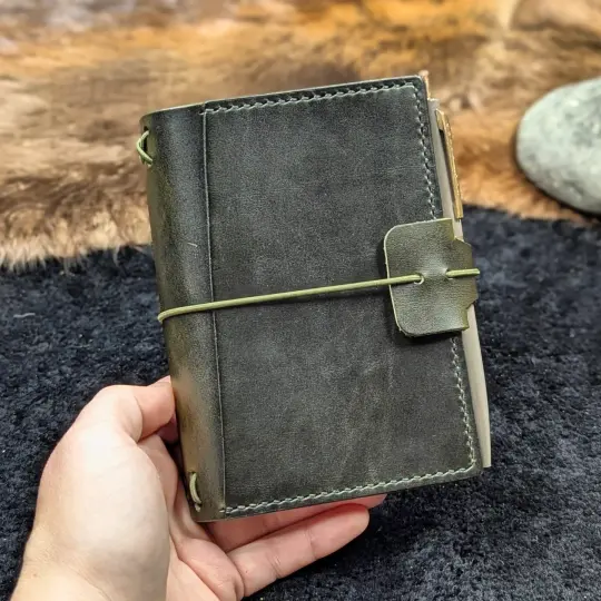PASSPORT Traveller's Notebook | Forest Keep CANOPY, No. 3