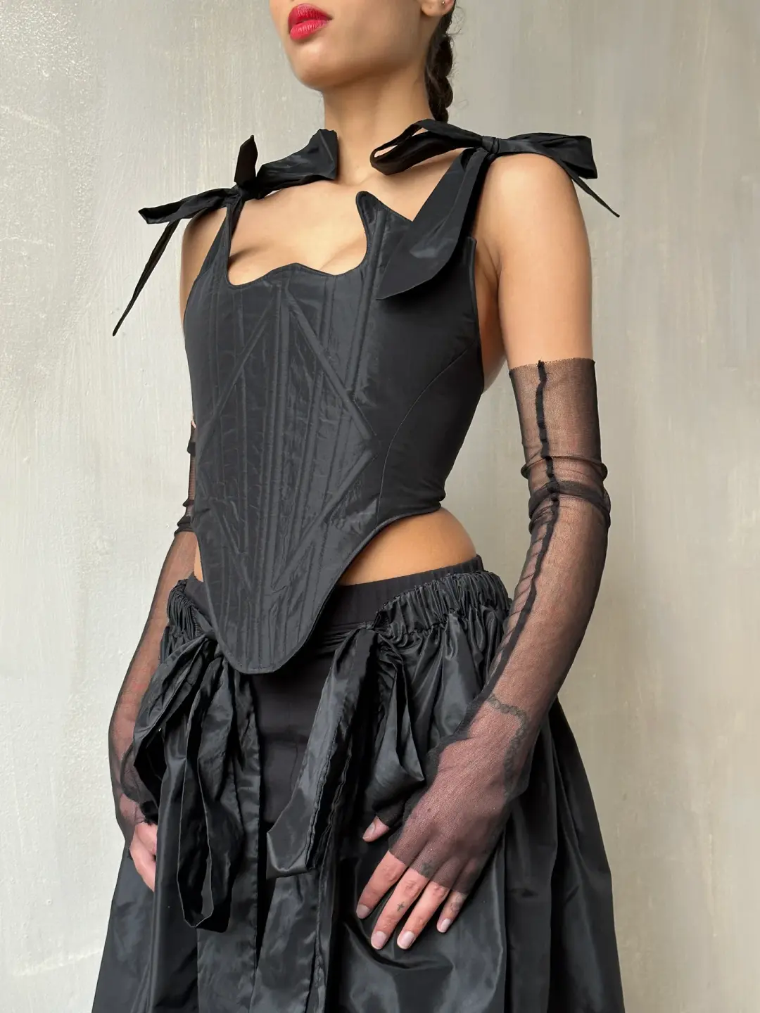 FW'24: Silk Fingerless Opera Gloves in Black (Pre-Order)