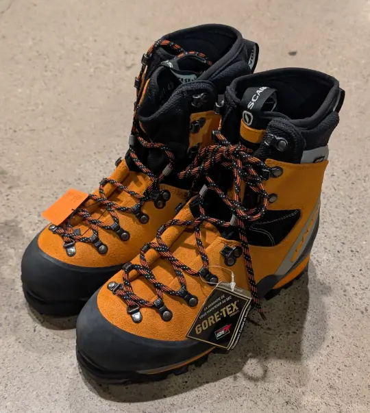 USED - SCARPA - MONT BLANC GTX