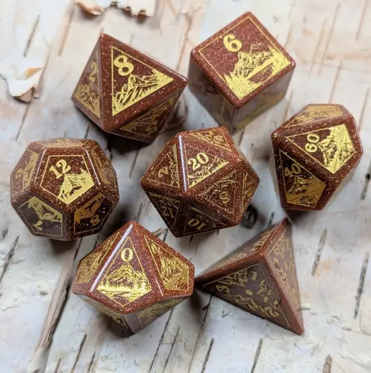 Everwild Goldstone Gemstone Dice – Forest & Mountain Etched 7-Piece Set | Fennek & Finch