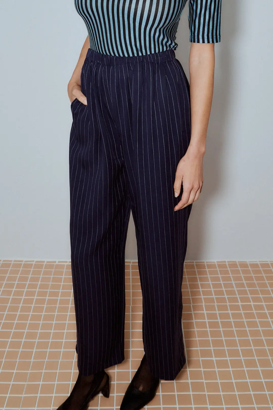 Woven Tencel Stripe Lazy Pants Navy