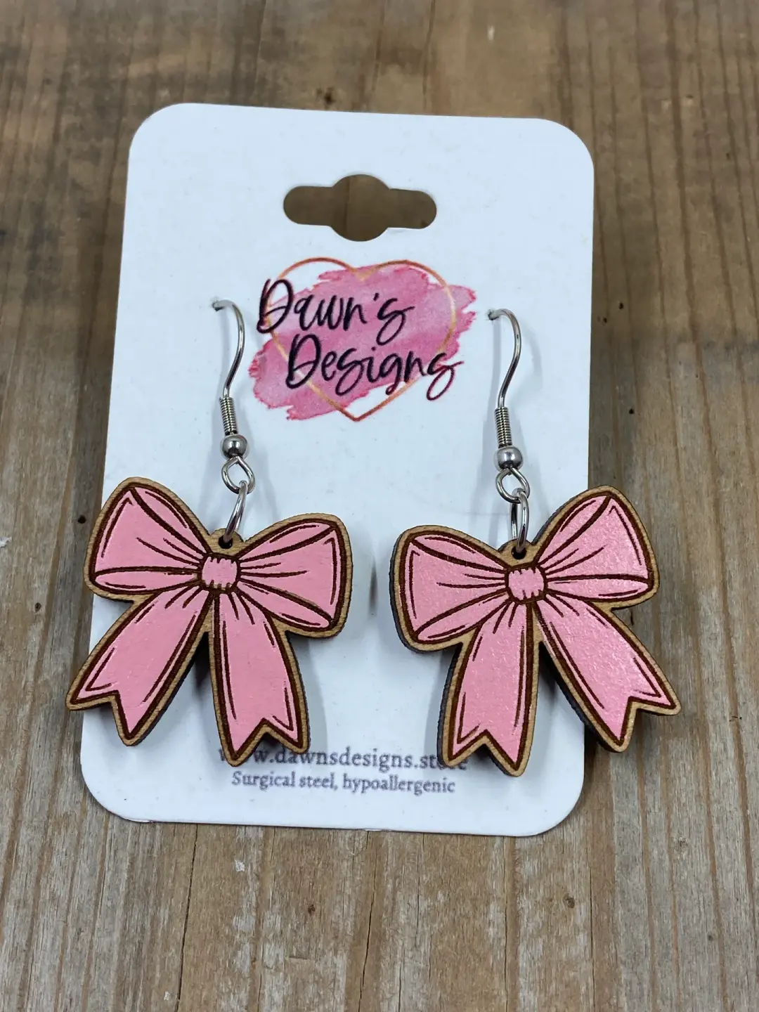 Bow Dangle