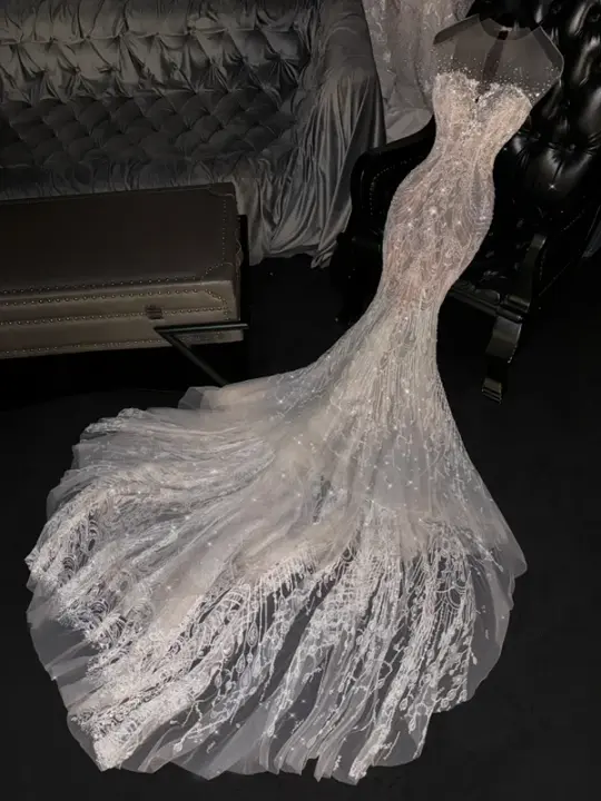 Light pink round neck, fitted waist, bodycon long elegant ball gown, bridal dress R8763