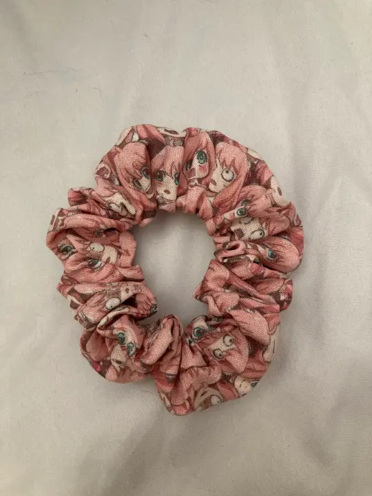 Waku Waku Meh Scrunchie
