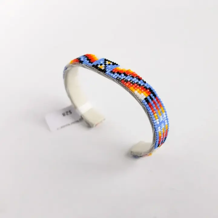 Small Shiny Lavender Navajo Beaded Bracelet