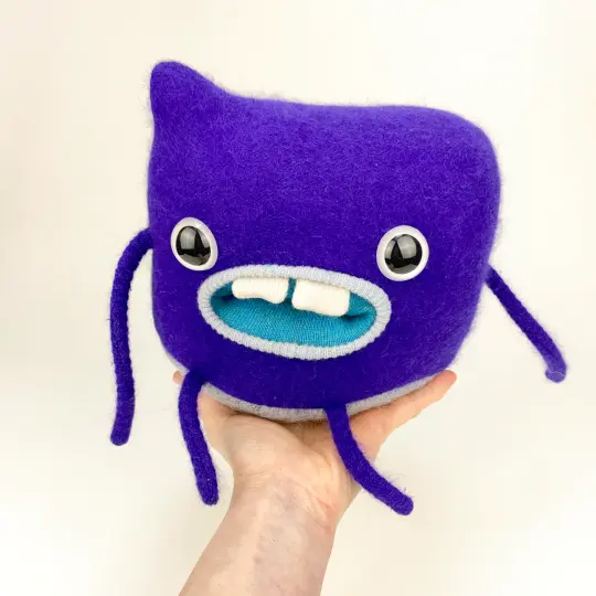 Flinch the plush my friend monster™ sweater stuffy