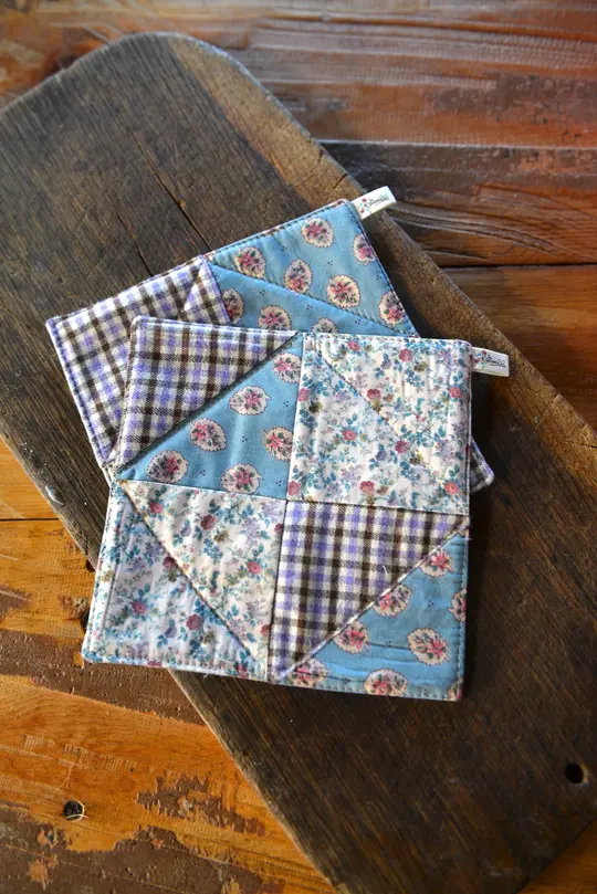 Patchwork Potholders (Set of 2) Floral
