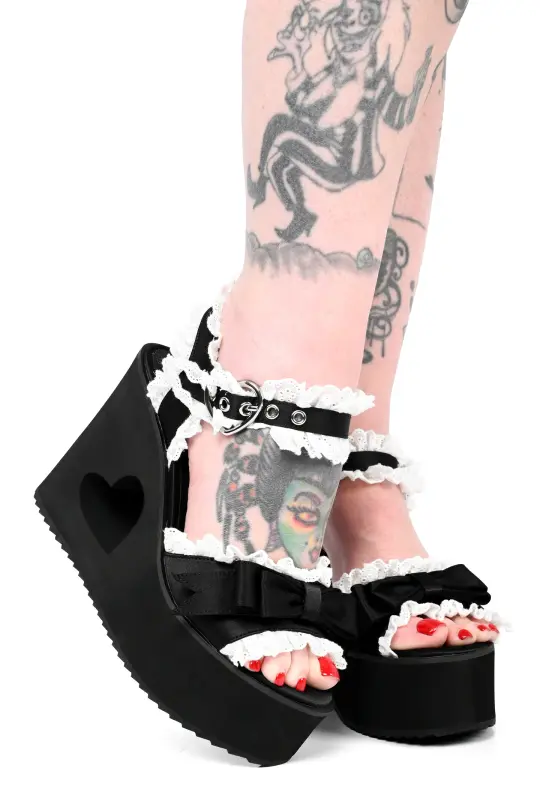 Princess Heart Platforms - Black/White