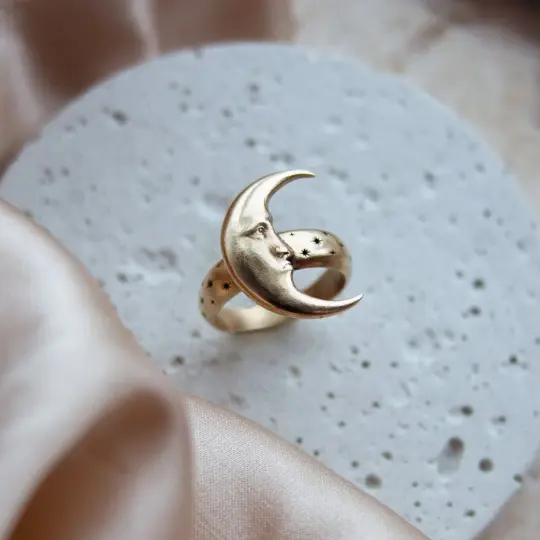 Nocturne Ring
