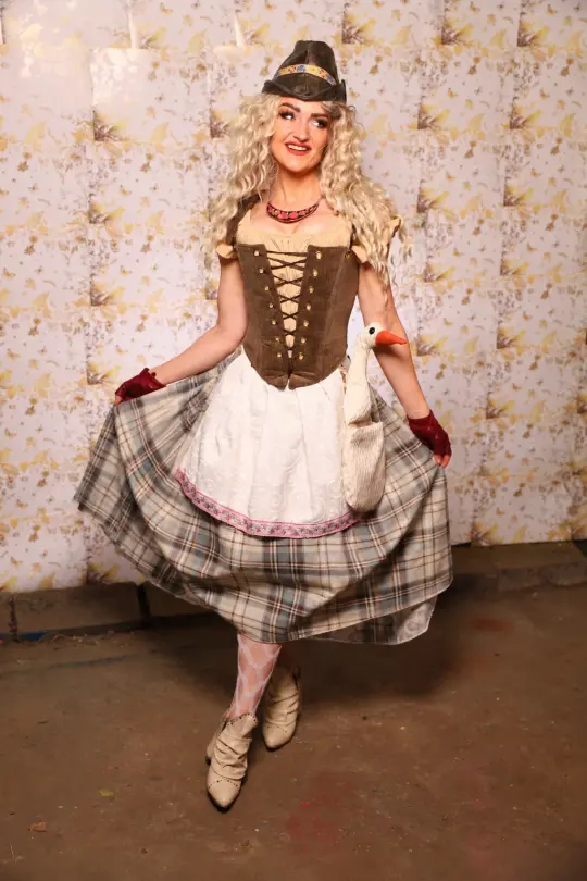 Oktober Fest Set #13: Elizabethan Corset + Hobbit Tulip Skirt + Apron *blouse sold separately* - Oktoberfest Sets Collection