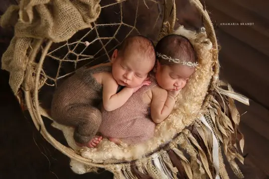 Nest of Curls Blanket - MORNING LATTE