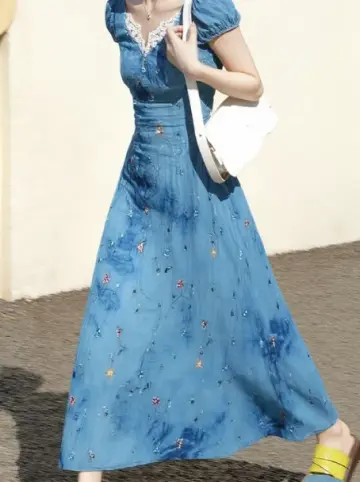 Elegant Baby Blue Beaded A-Line V-neck Corset Maxi Women Dress RS535