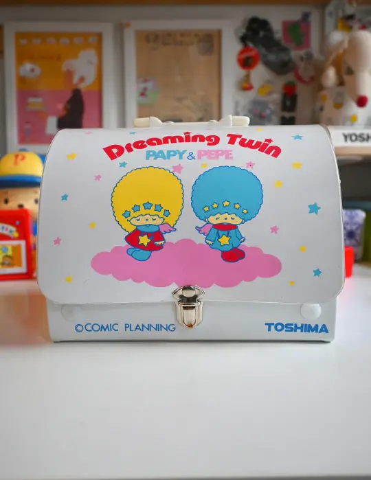 "Dreaming Twin Papy & Pepe" Suitcase (Vintage find)