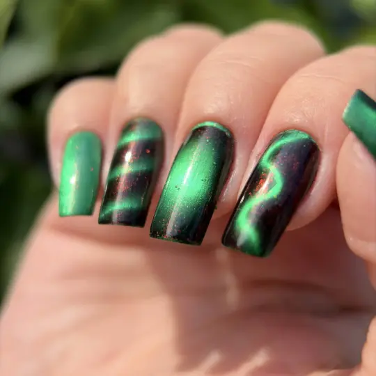 Phoenix Indie Polish: Holidays "Three Times Too Big" (Magnetic) *CAPPED PRE-ORDER*