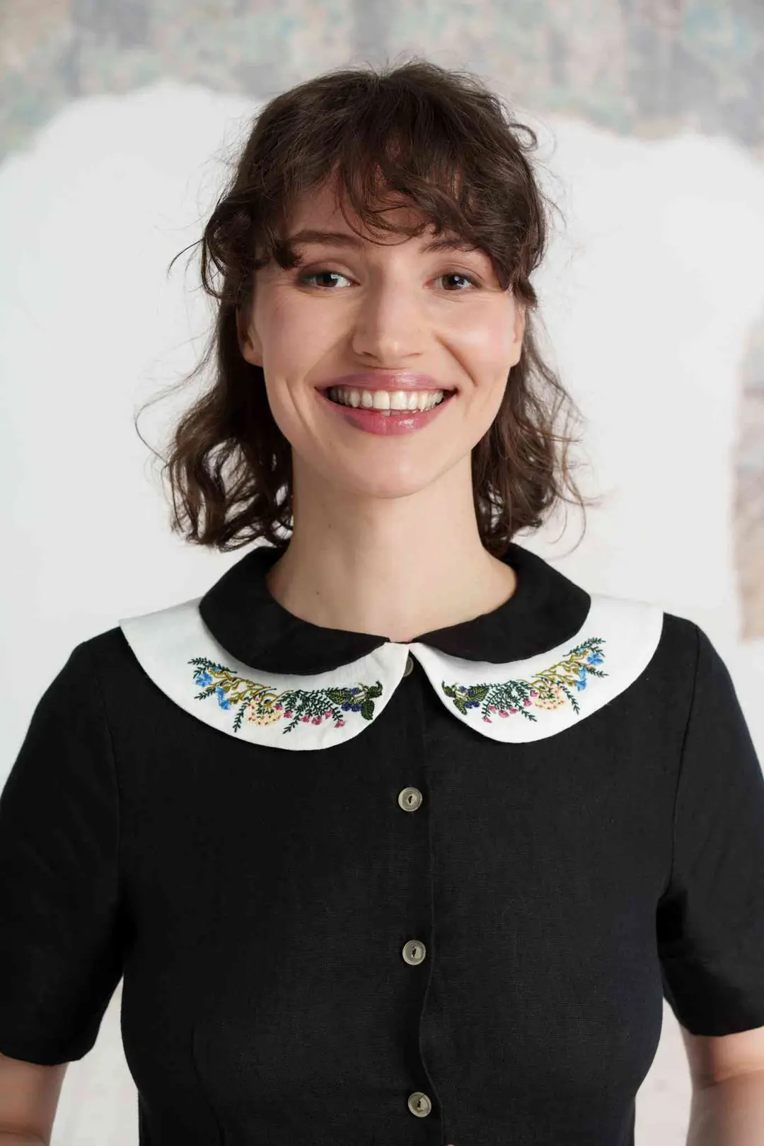 Peter Pan Collar with Embroidery