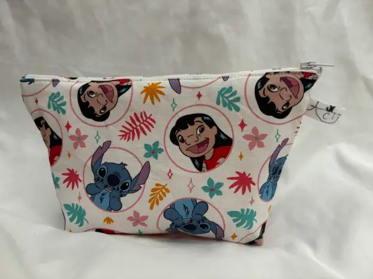 Mischievous Alien Zipper Pouch