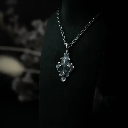 Mini Flourish Pendant