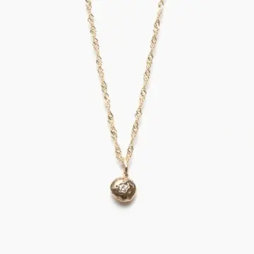 Neve Pendant Necklace