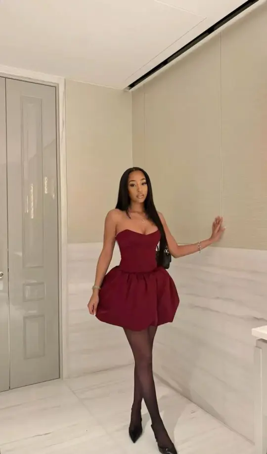 Minimalist Burgundy A-Line Strapless Bodycon Mini Summer Dress Homecoming Dress RS307