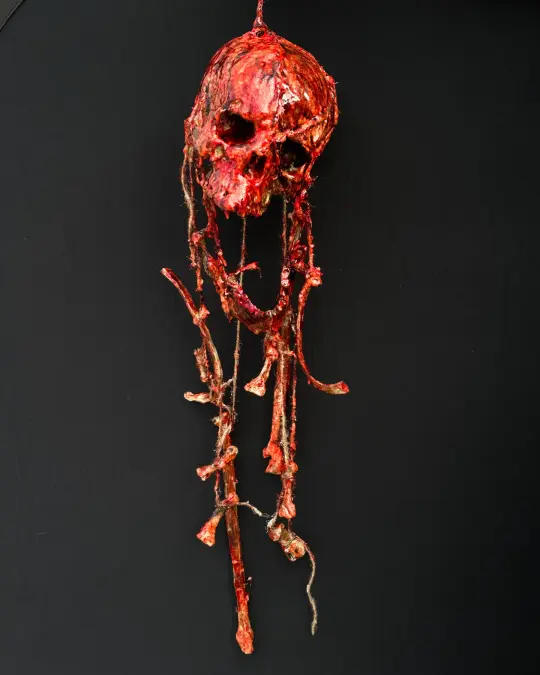Sanguine Skull Hanger