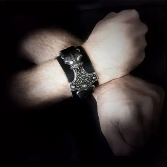 Alchemy Thunderhammer Black Leather Wrist Strap with Pewter Mjolnir