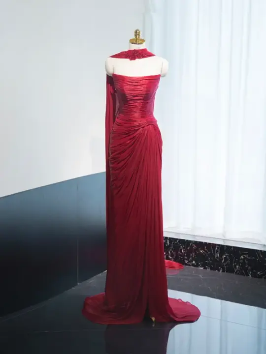 Red strapless fitted long ball gown/bridal dress R8977