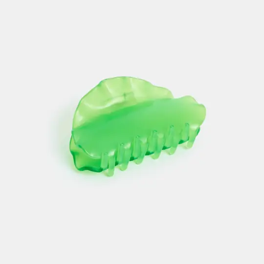 Suki Claw in Green Ruffle