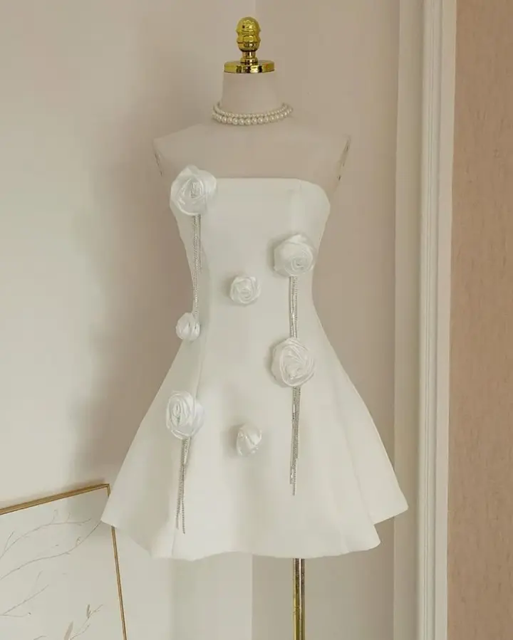 White tube top three-dimensional flower waist slim A-line short skirt homecoming dress R3537