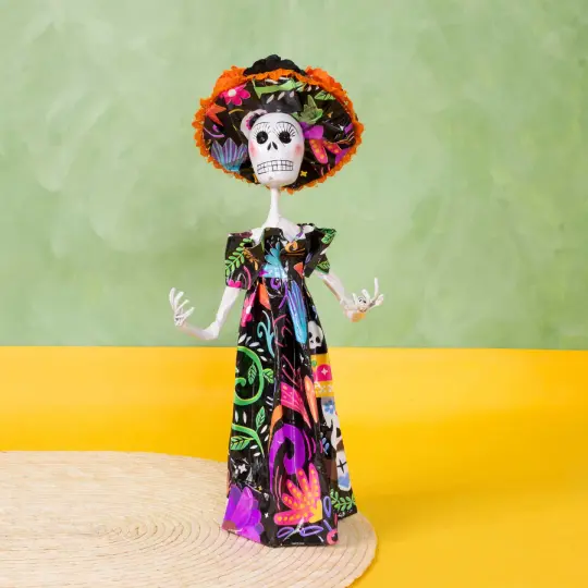 Papier-Mâché Traditional Catrina Sculpture