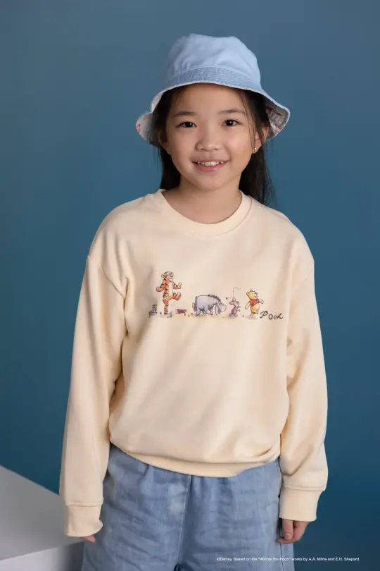 Personalisable Pullover - Pooh and Friends