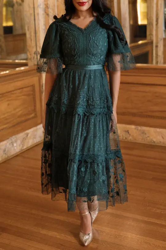 Jules Dress in Emerald