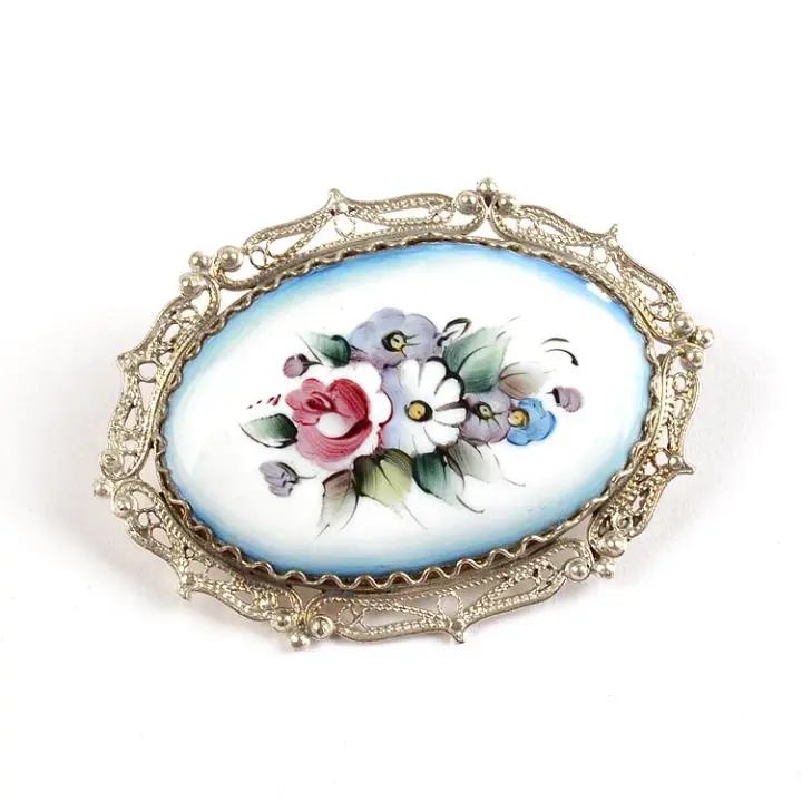 Oval Finift Enamel Pin