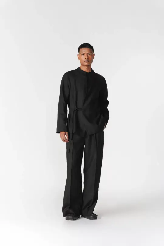 OVERLAPPING FRONT PANEL JACKET