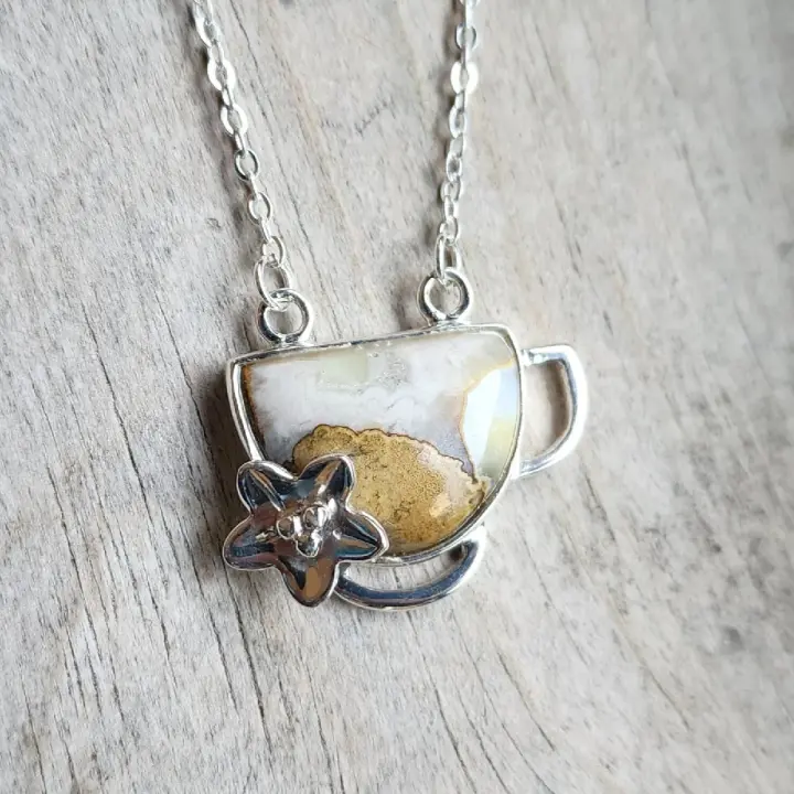 Cobra Jasper Pendant — Cup of Amulets