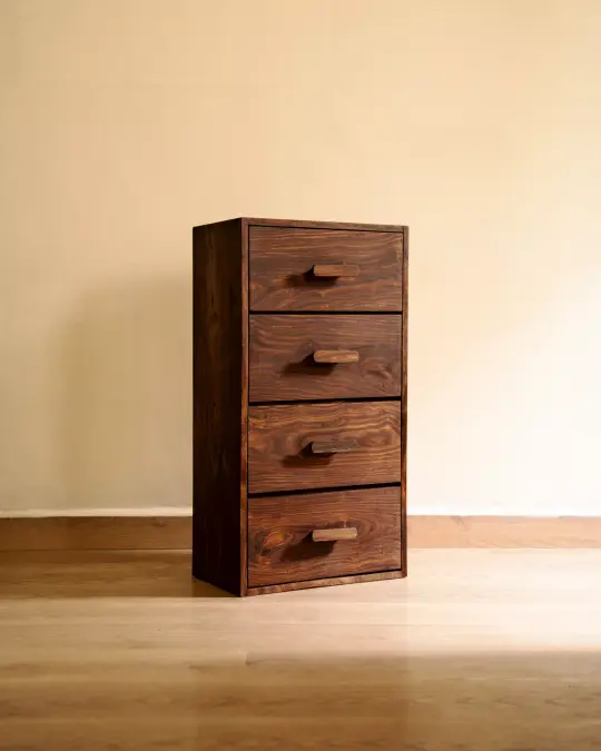 Saaj Drawer