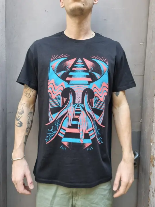 T-shirt "Follow the path"