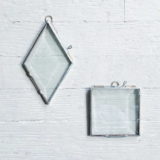 Prism Frames