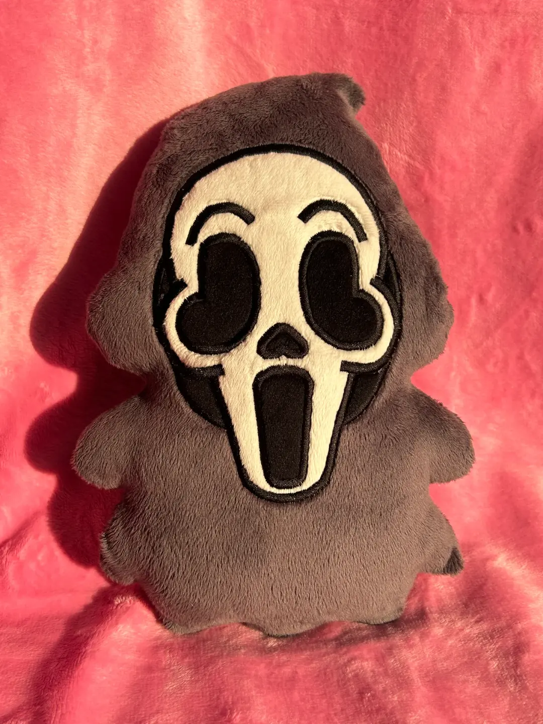 11" GHOST PLUSH