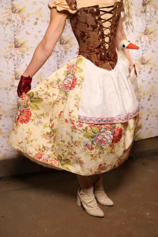 Hobbit Tulip Skirt + Apron ONLY in Cottage Rose - Oktoberfest Sets Collection