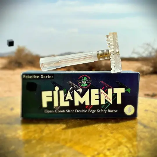 The Filament Fakelite Series Open Comb Slant | 3-Piece | Classic Crystal Clear