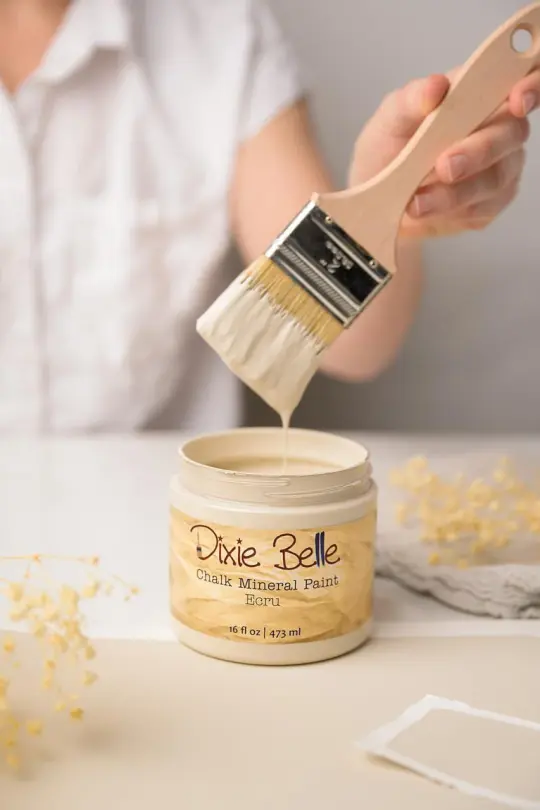 Dixie Belle - Ecru Chalk Mineral Paint - Southern Roots Collection