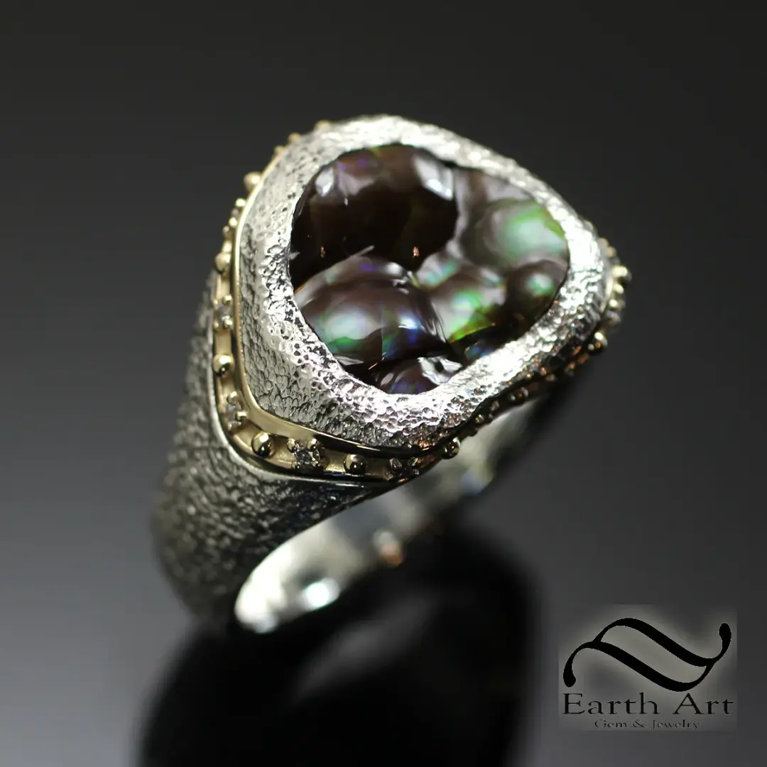Deer Creek Fire agate in Dimpled Silver and 14k