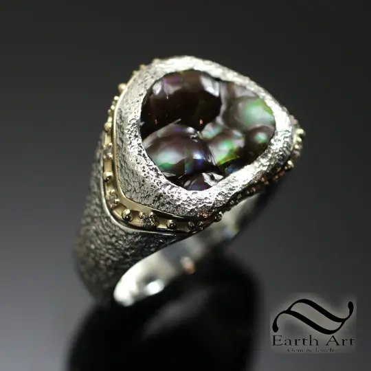 Deer Creek Fire agate in Dimpled Silver and 14k