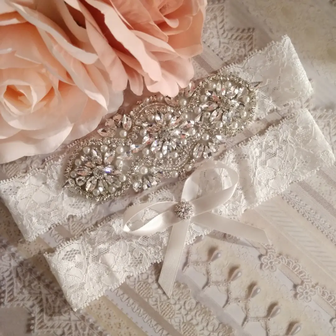 "Kelsey" Bling and Pearl Garter Set