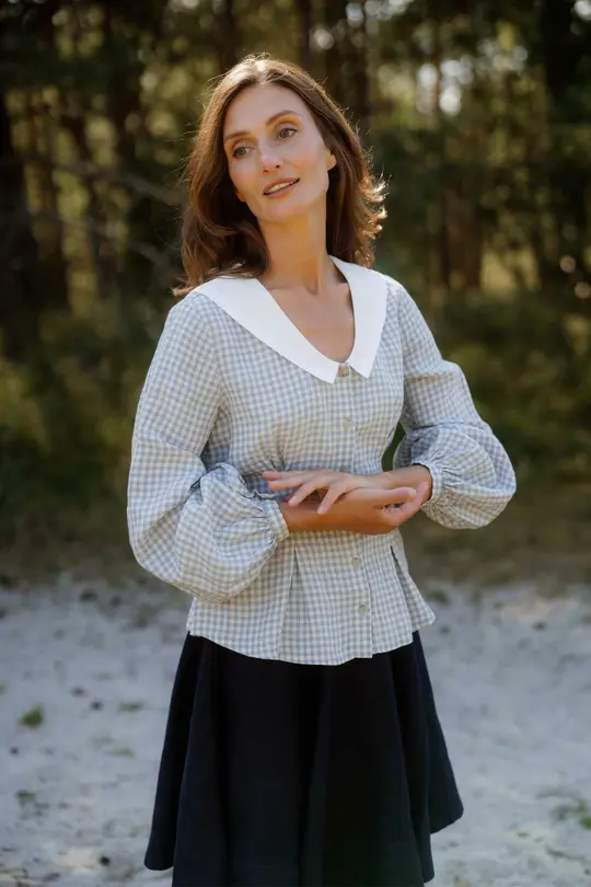 Wander – Linen Shirt with Sailor Collar