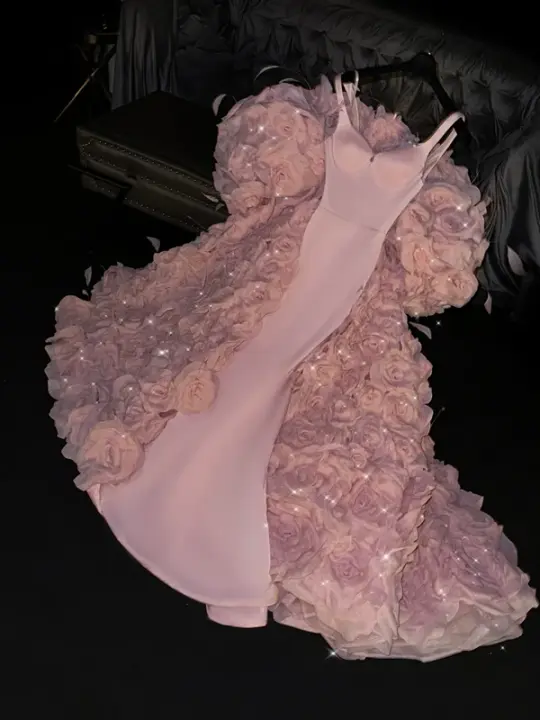 Light pink halter-neck fitted long ball gown/bridal dress R8808