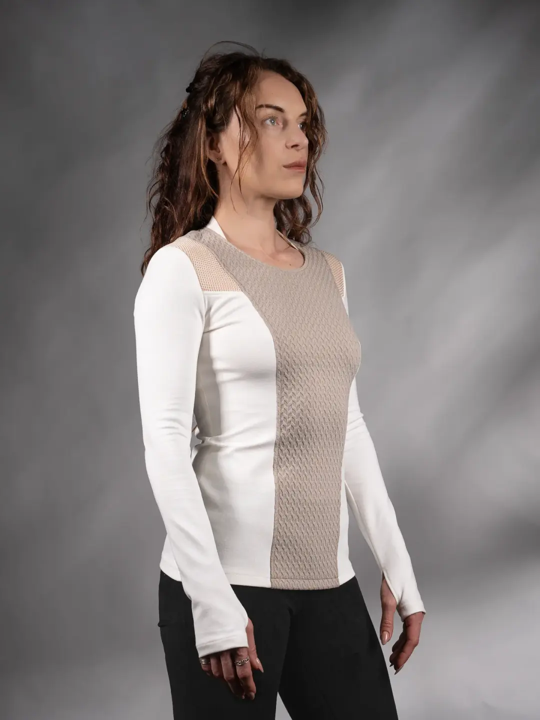 PT-CC1-05 White/beige cyberpunk sweater