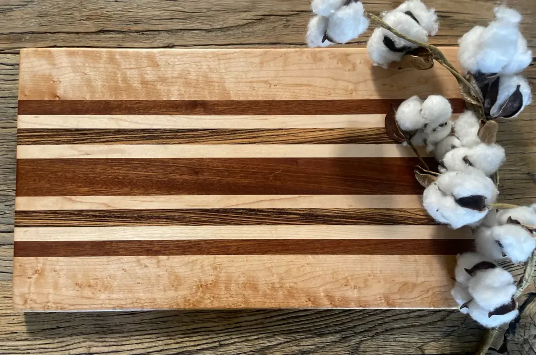 25M020 - Mixed Maple, Sapele & Zebra  Board