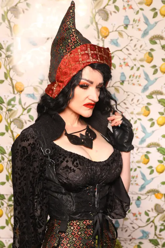 Pixie Hat in Troubadour Jacquard - The Wandering Minstrel Collection
